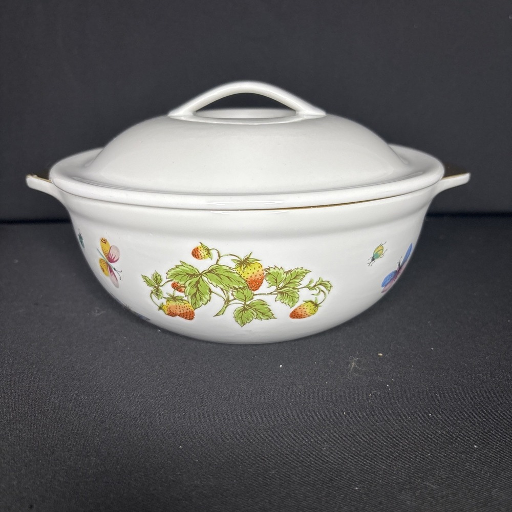 Oven To Table Cookware Berries & Butterflies Covered Dish